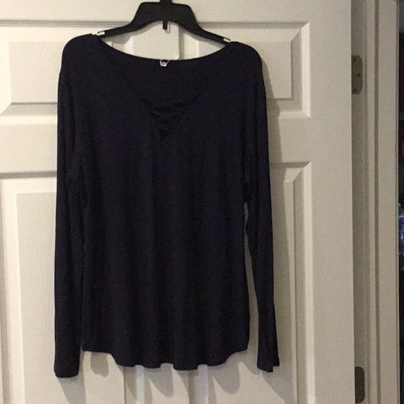 Top - Picture 1 of 3